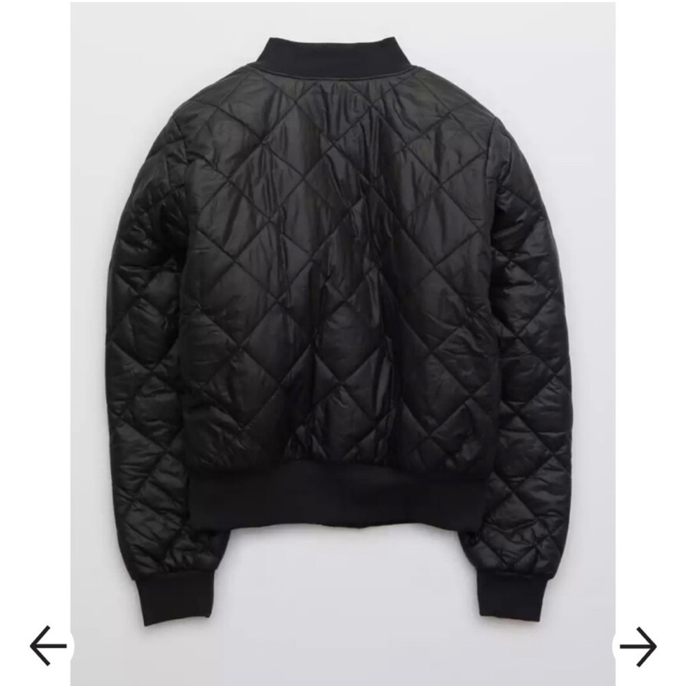 Offline Sherpa Quilted Bomber Jacket Medium - image 4